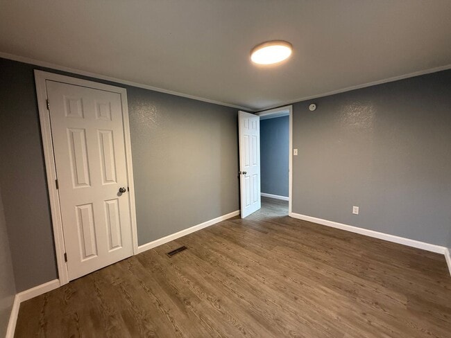 Building Photo - 3 Bedroom 2 Bathroom Home located in Baileyton, TN