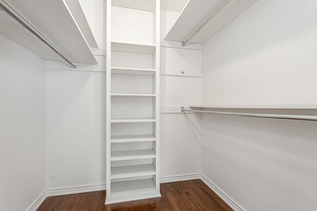 Building Photo - Lakewood Retreat with Stunning Blue Fair Lake Views