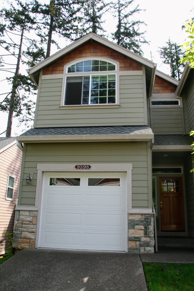 Building Photo - 9398 SW 153rd Ave