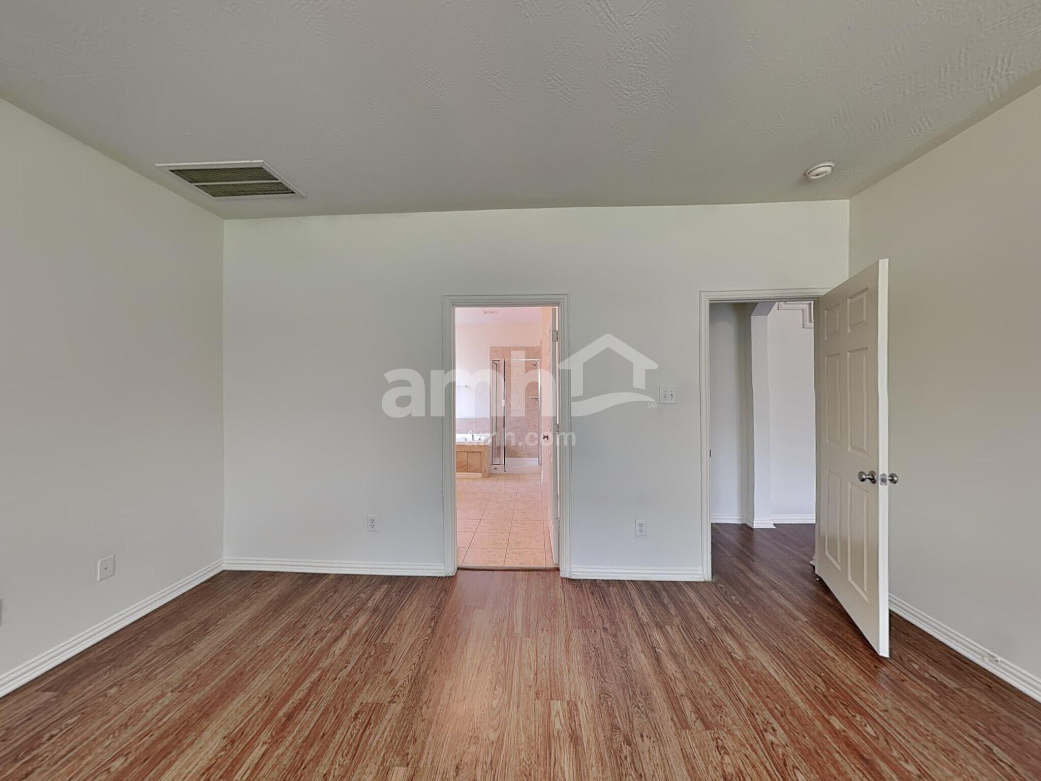 Building Photo - 2610 Dawn River Ln