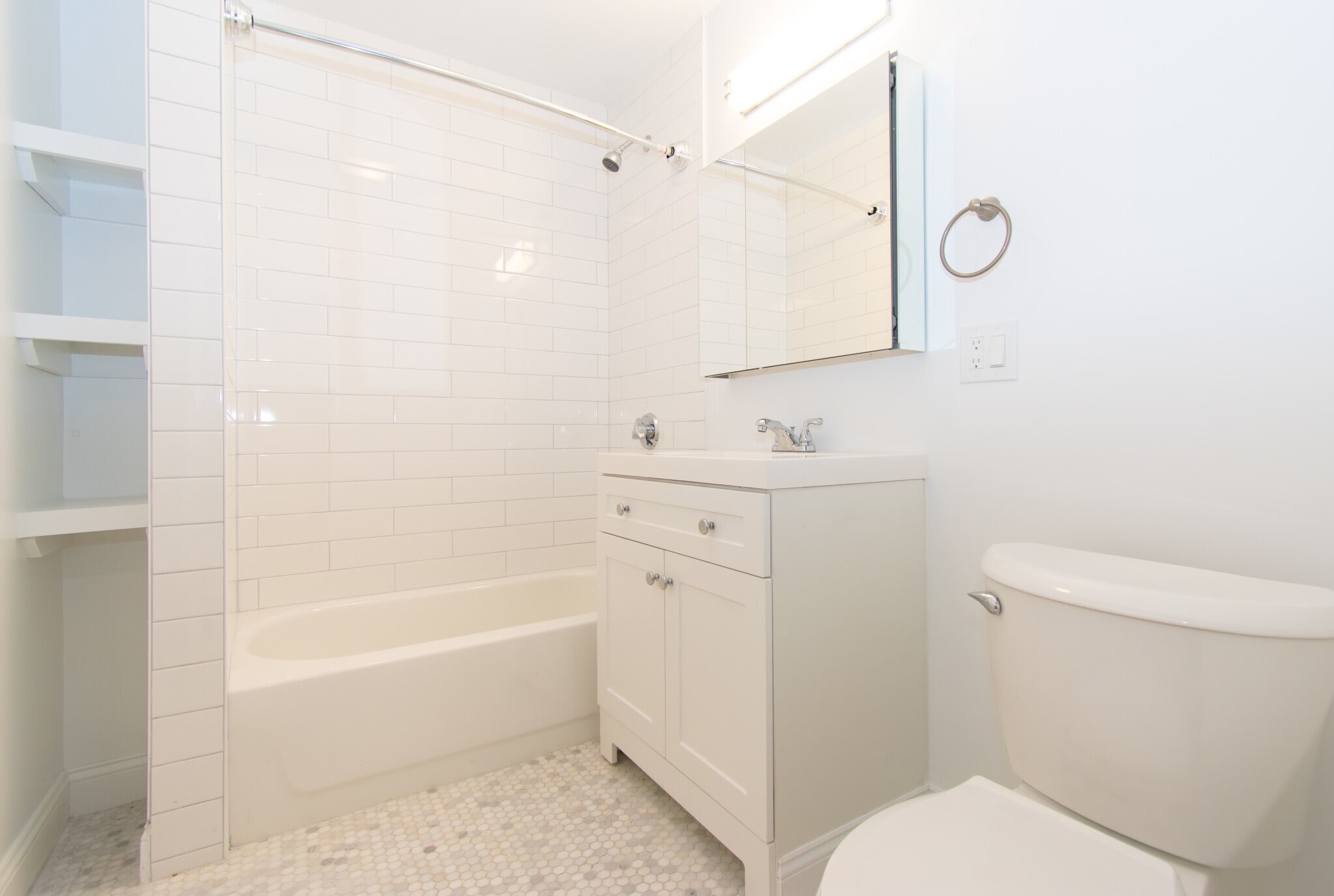 Building Photo - 34 Westland Ave