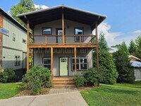 Building Photo - 156 Bradley St