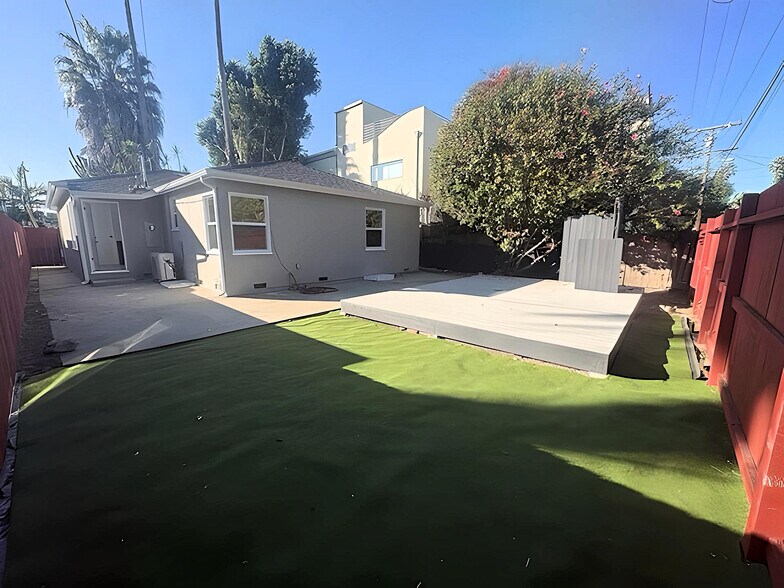 Building Photo - 2416 Boone Ave