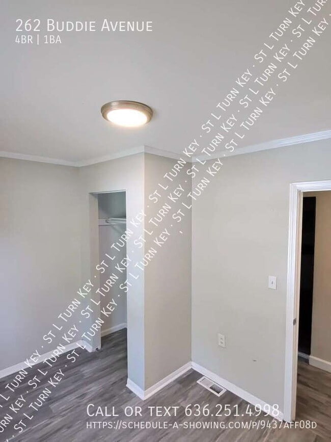 Building Photo - 262 Buddie Ave