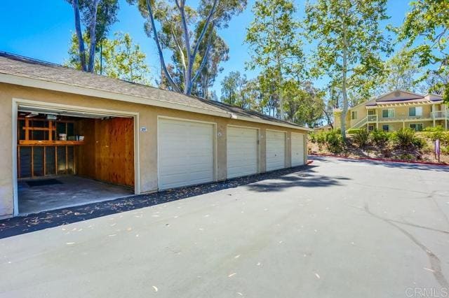 Building Photo - 237 Diamond Way