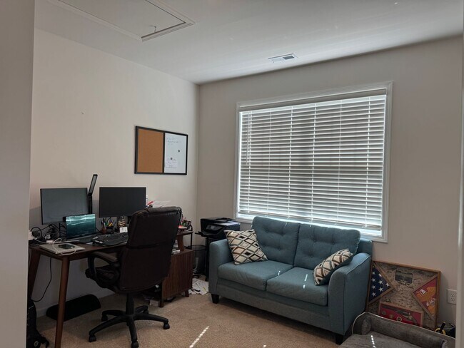 Building Photo - Near New home at Bayberry Park in Carolina Colours