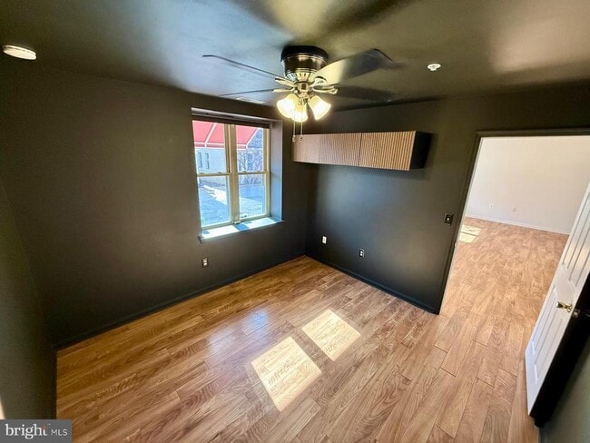 Building Photo - 345 Oakdale Pl NW