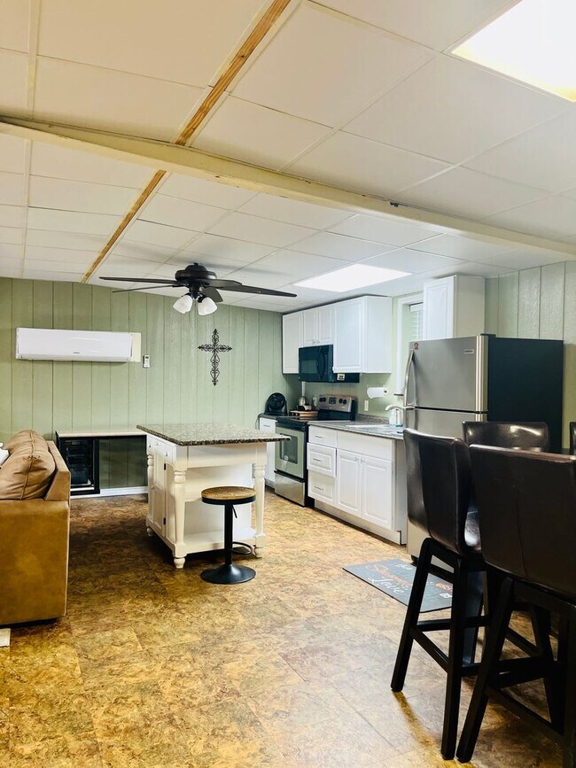 Building Photo - ALL BILLS INCLUDED!!! Studio Apartment - Country Living at its Best - FURNISHED