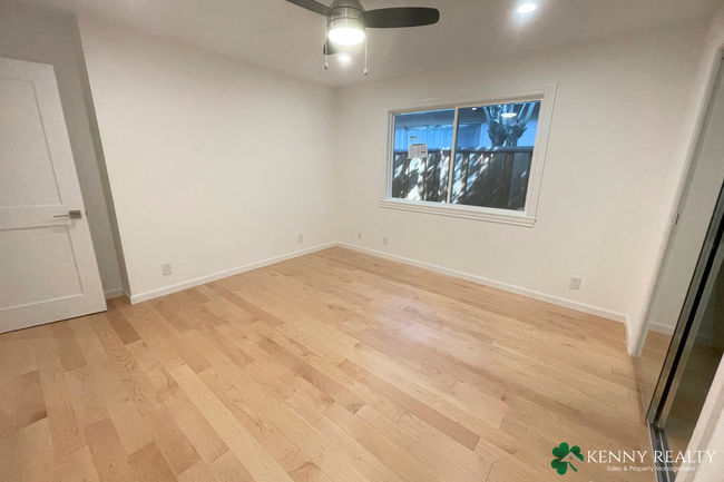 Building Photo - Completely Remodeled Two Bedroom Unit in a...
