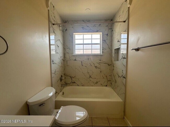 Building Photo - 12558 Glamdring Ct