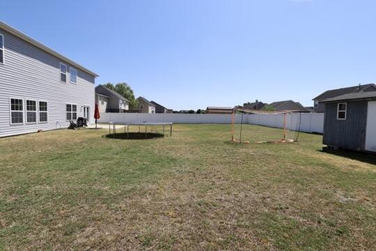 Building Photo - 3260 Matthews Dr