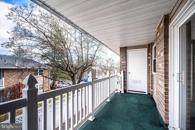 Building Photo - 2912 State Hill Rd