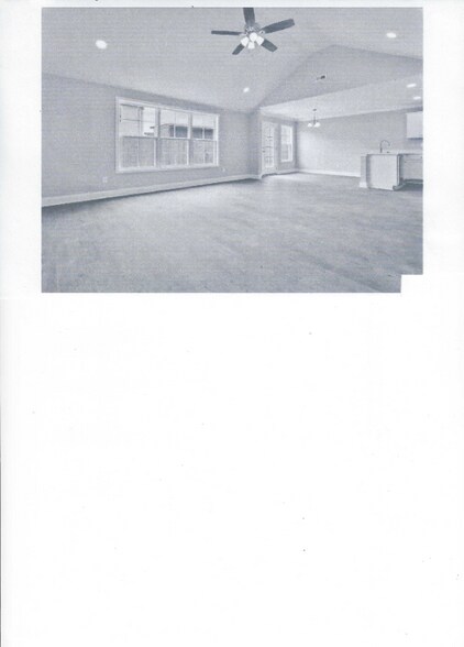Building Photo - 865 merilou Way