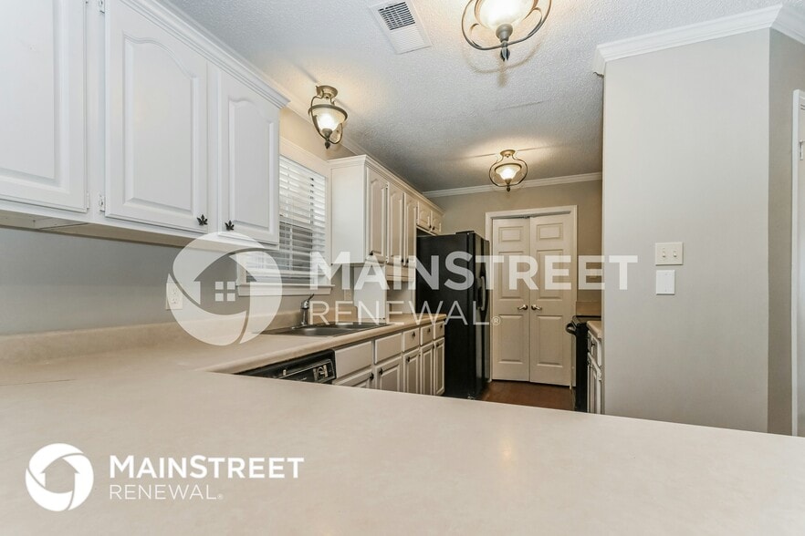 Building Photo - 405 Lymon Cove