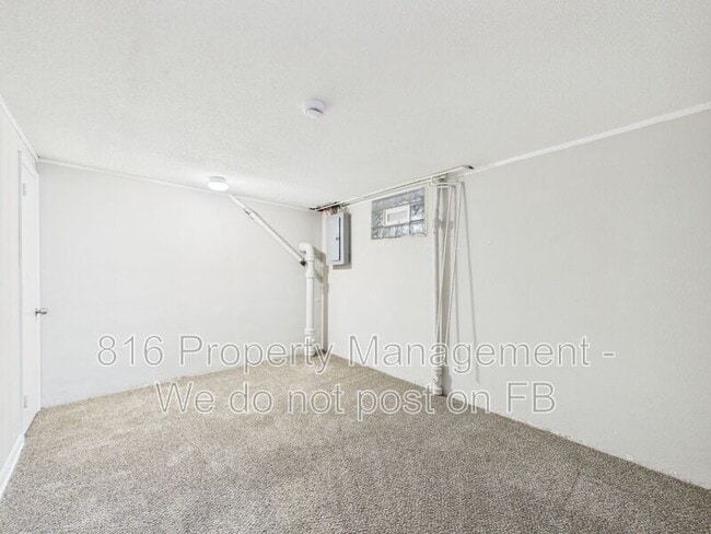 Building Photo - 817 N Choctaw Ave