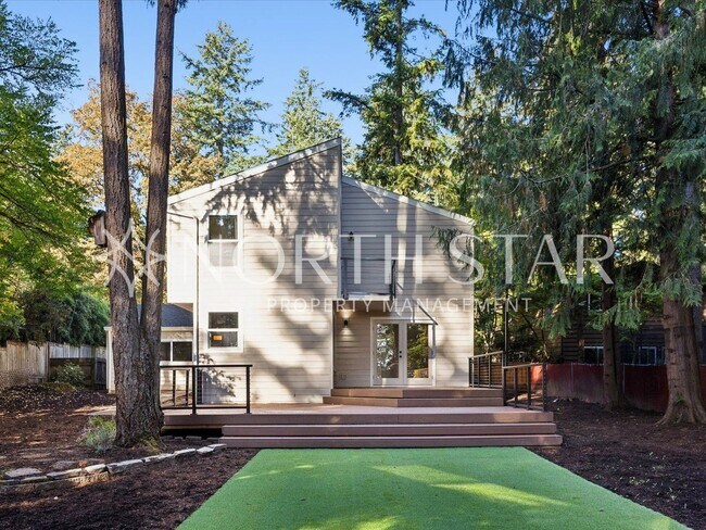 Building Photo - Lake Oswego Home for Lease – Fully Remodeled