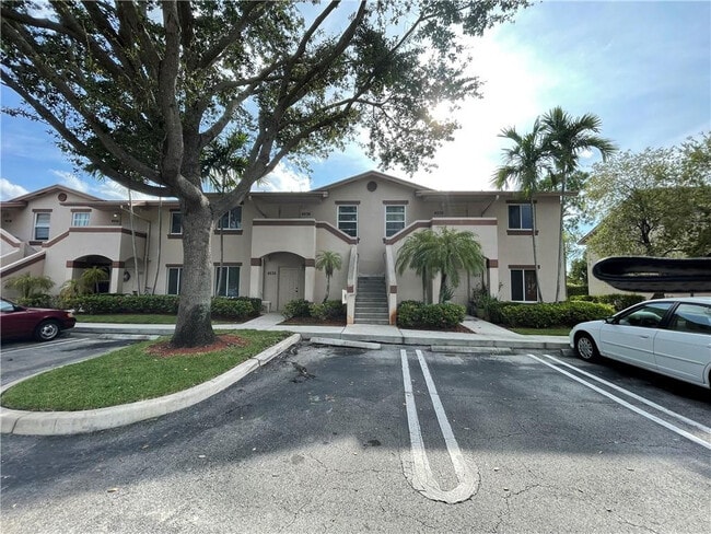 Building Photo - 4538 Oak Terrace Dr