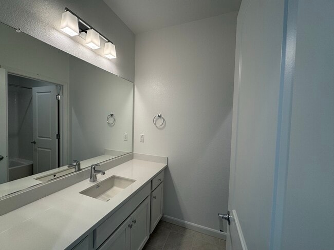 Building Photo - 6333 Dandelion St