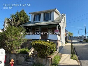 Building Photo - 1451 Jenny Lind St