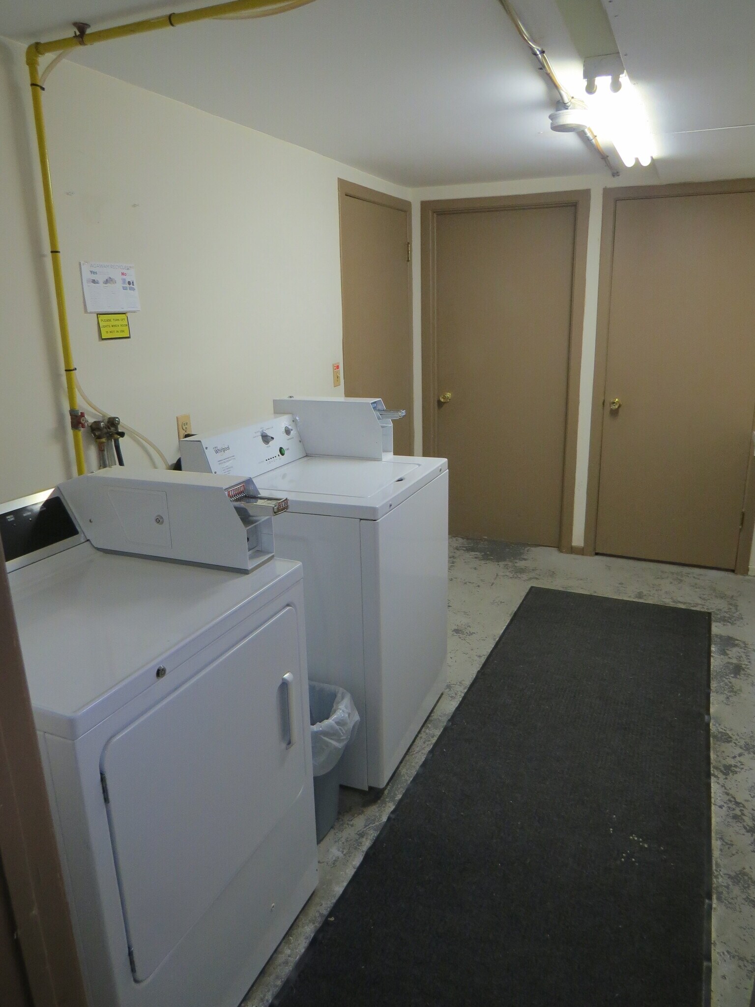 Building Photo - 469 Corey St