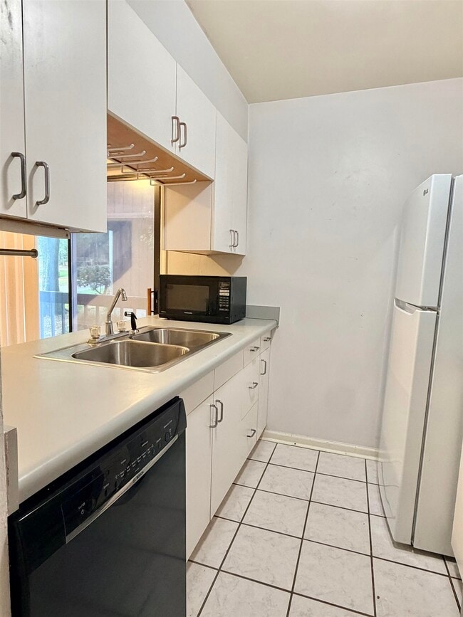 Building Photo - 782 Timberway Ct