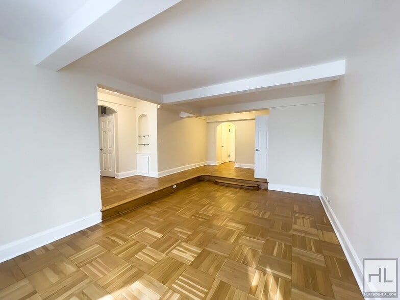 Building Photo - EAST 56 STREET