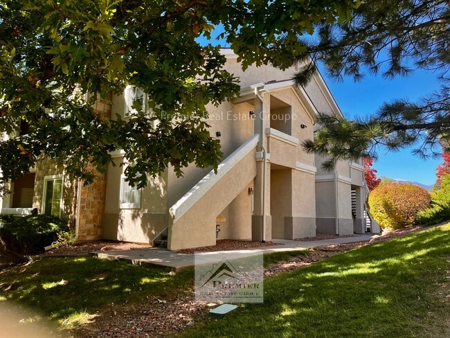 Building Photo - 3645 Strawberry Field Grove