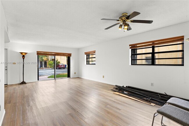 Building Photo - 13745 SW 84th St