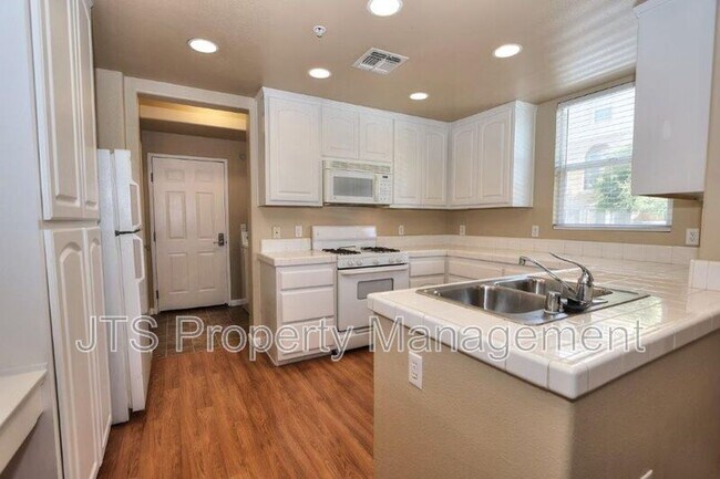 Building Photo - 4800 Westlake Pkwy