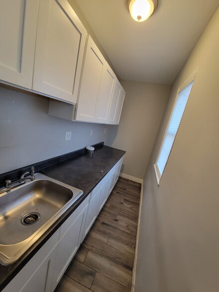 Building Photo - 357 Whalley Ave