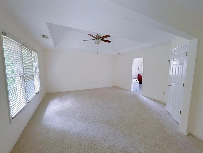 Building Photo - 280 Graystone Way