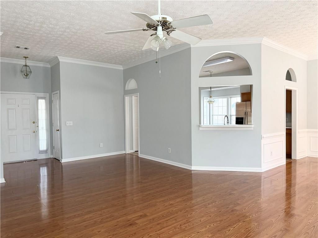 Building Photo - 2830 White Blossom Ln