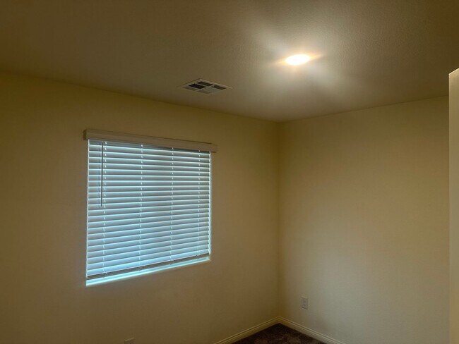 Building Photo - NW!! Gated!! Built 2023!!!! Corner Lot!! L...