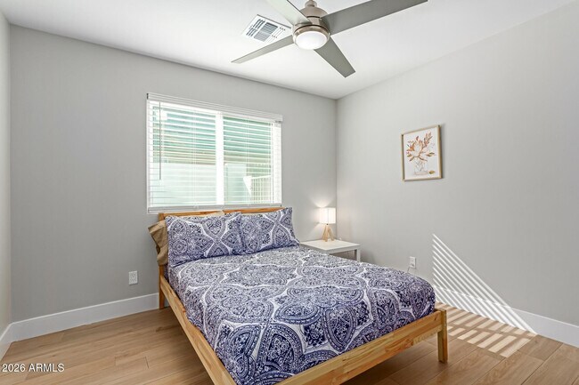 Building Photo - 19407 N 8th Ave