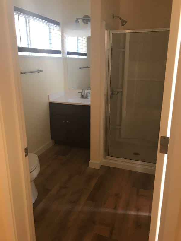 Building Photo - 990 Thompson Way