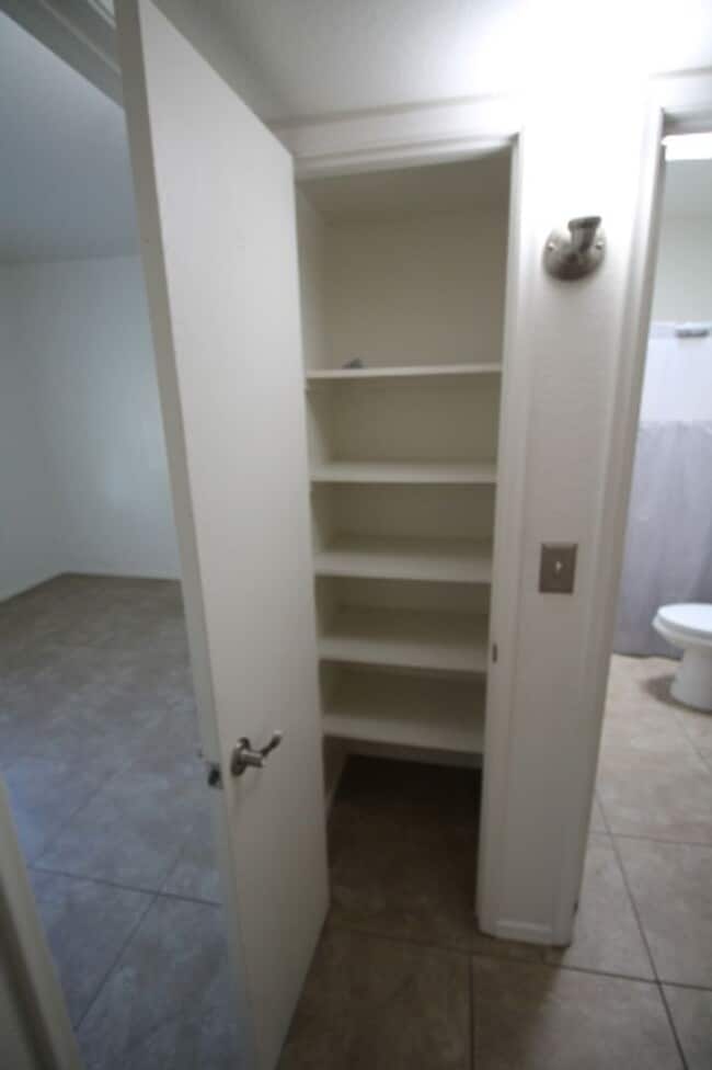 Building Photo - Townhome COMING AVAILABLE SOON!!!! Cute 2bd/2ba