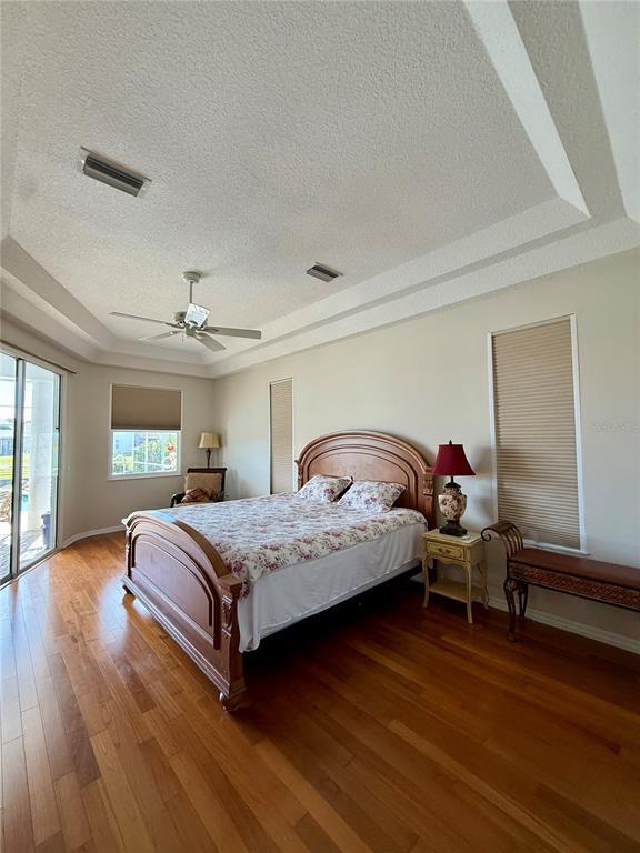 Building Photo - 4 Cherry Ct