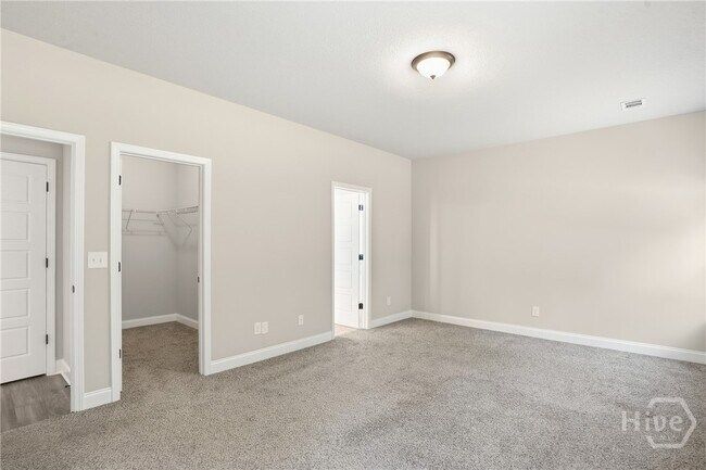 Building Photo - 105 Danielle Loop