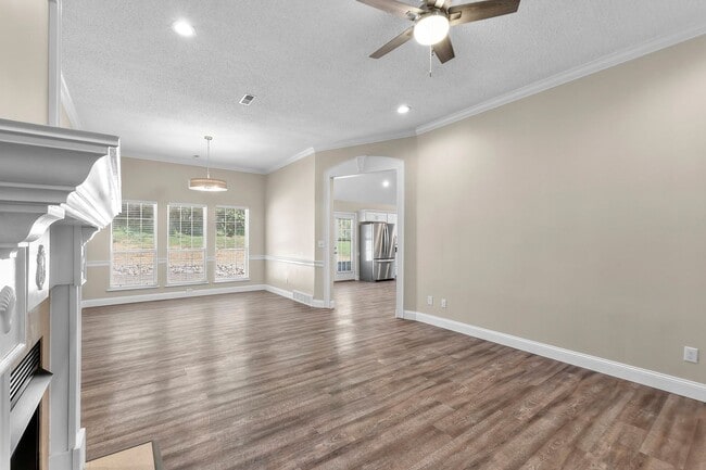 Building Photo - 1226/1228 Brookshire Rd