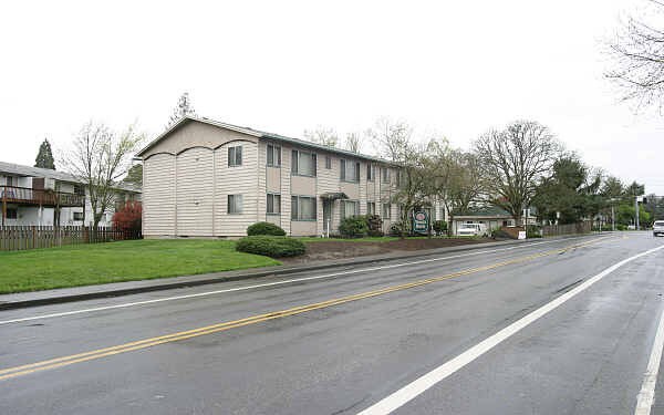 Building Photo - Veneta Marie Apartments