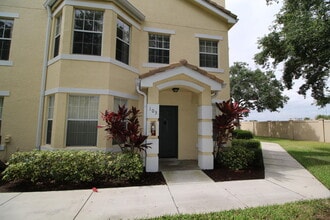 Building Photo - 170 SW Peacock Blvd