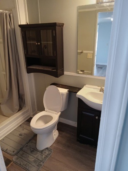 Building Photo - 131 Hurricane Ln