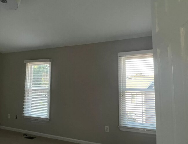 Building Photo - 11119 Cherryvale Ter