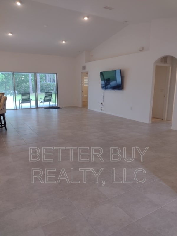 Building Photo - 16 Kalendar Ct