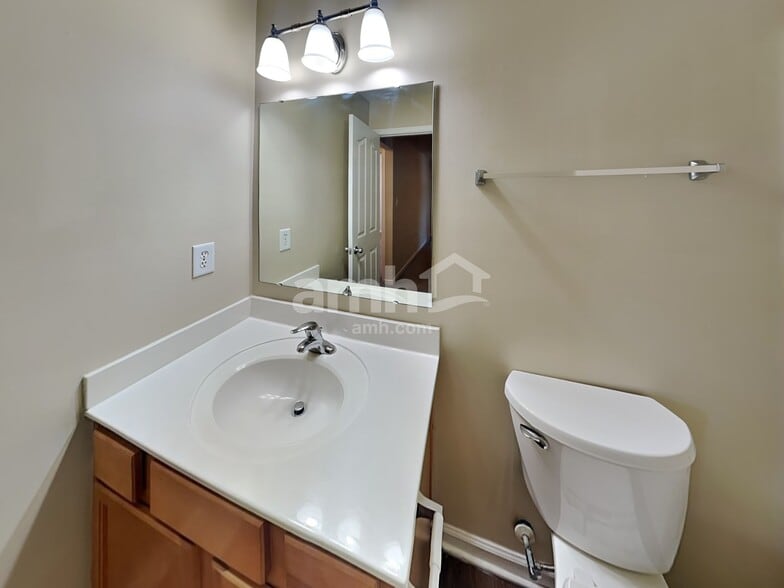 Building Photo - 612 Latimer Way