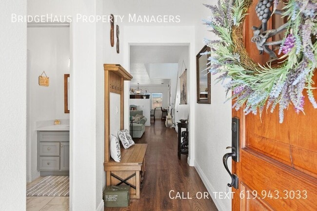 Building Photo - 10252 Oak Spur Way