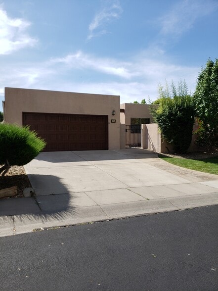 Primary Photo - 9628 Merion Cir NE