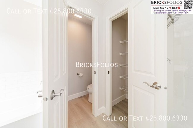 Building Photo - 2728 84th Dr NE