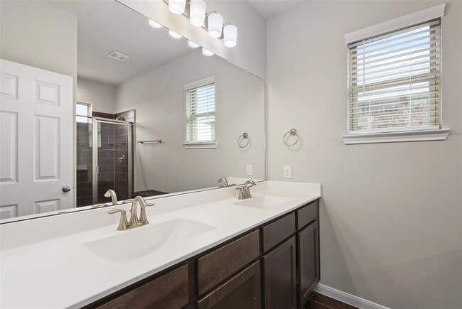 Building Photo - 13202 Villa Sola Dr