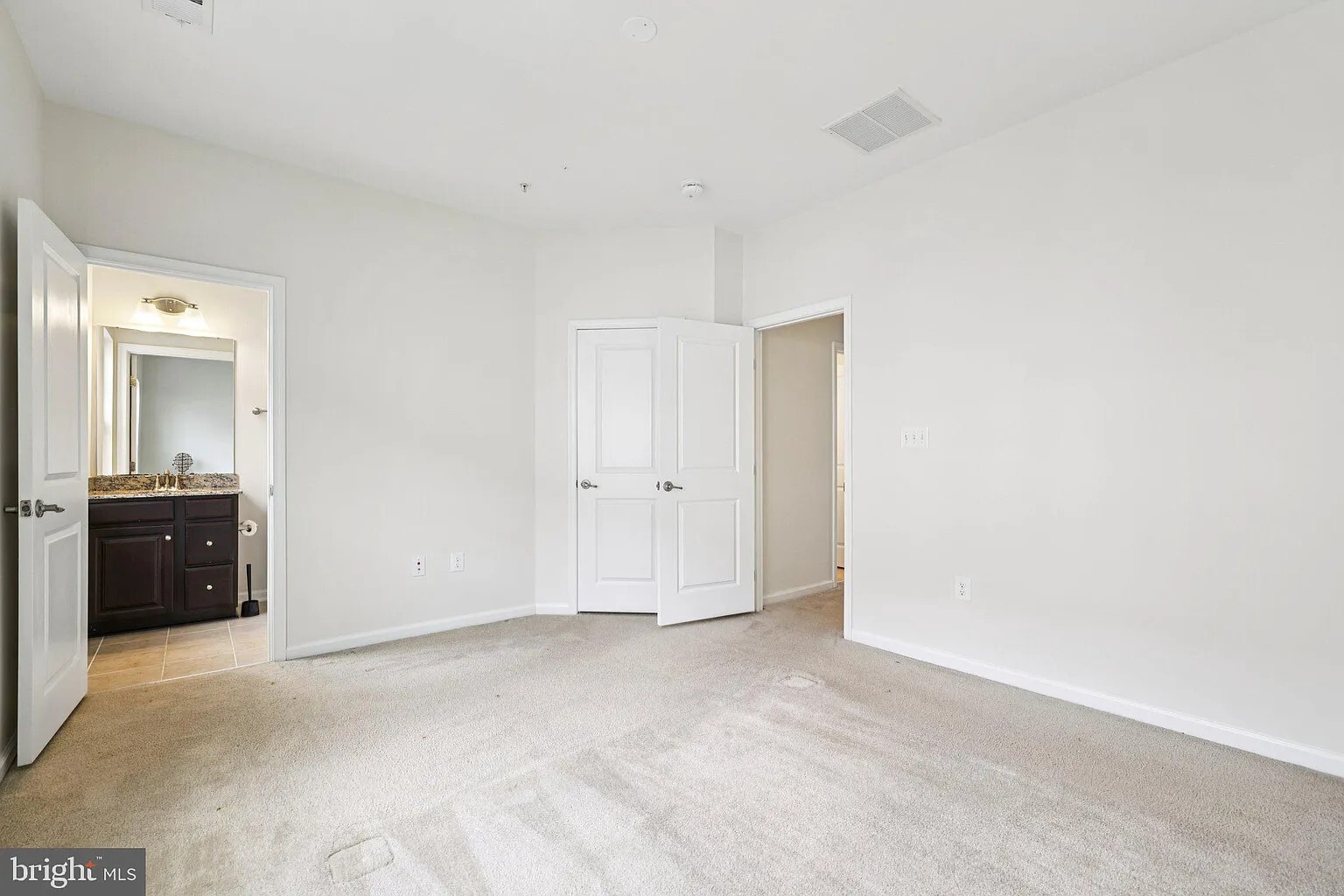 Building Photo - 8074 Locust Mill St